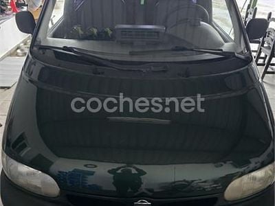 Verde Usado 2000 Nissan Vanette Monovolumen | 5490 €