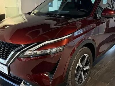 Burgundy Usado 2023 Nissan Qashqai N-Connecta SUV | 26.700 € (Un poco caro)