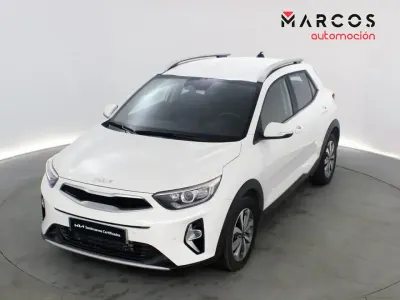 Usado Kia Stonic 100 CV (73 kW) 2025 SUV