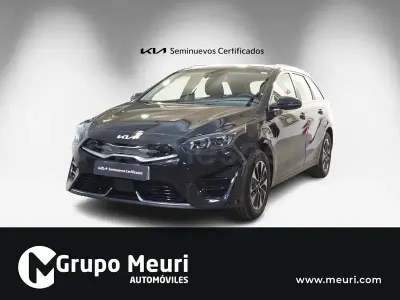 Nuevo Kia Ceed 141 CV (103 kW) 2025 Negro Utilitario