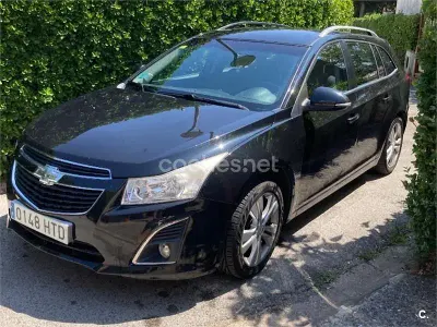 Usado Chevrolet Cruze LTZ 140 CV (102 kW) 2013 Negro Familiar