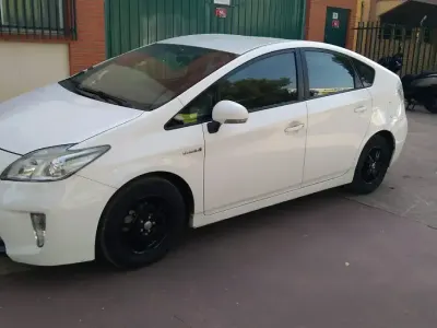 Käytetty Toyota Prius+ Advance 136 HP (100 kW) 2012 Valkoinen Tila-auto