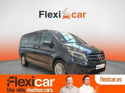 Mercedes V220