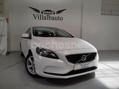 Usado Volvo V40 Momentum 150 CV (110 kW) 2012 Blanco Utilitario