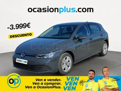 Usado VW Golf VIII Life 110 CV (80 kW) 2023 Gris / plata Berlina