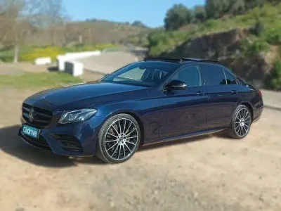 Usado Mercedes E220 194 CV (142 kW) 2019 Azul Berlina