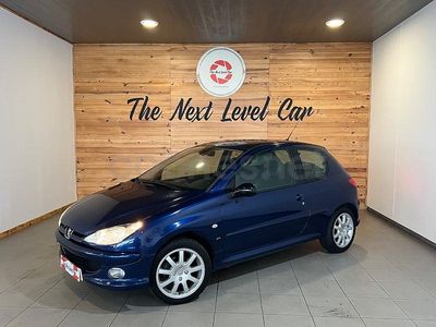 Usado Peugeot 206 GTi 138 CV (101 kW) 2004 Azul Berlina