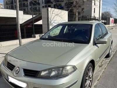 Usado Renault Laguna II Expression 115 CV (84 kW) 2005 Beige Berlina