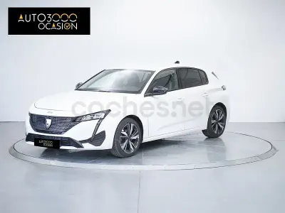 Usado Peugeot 308 Allure 130 CV (95 kW) 2022 Blanco Berlina