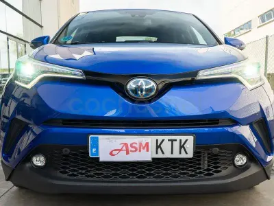 Usado Toyota C-HR Active 122 CV (89 kW) 2019 Azul SUV