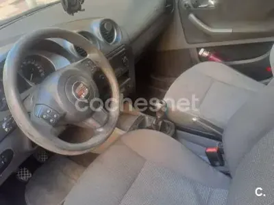 Usado Seat Ibiza 80 CV (58 kW) 2007 Negro Utilitario