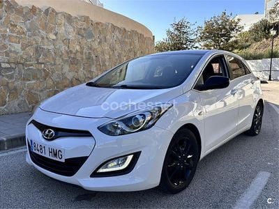 Usado Hyundai i30 90 CV (66 kW) 2012 Blanco Berlina