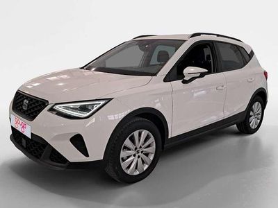 Usado Seat Arona Style 110 CV (80 kW) 2022 Blanco SUV