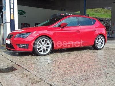 Usado Seat Leon FR 150 CV (110 kW) 2015 Rojo Berlina