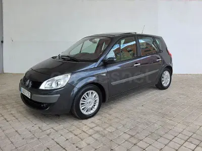 Używany Renault Scénic Dynamique 130 KM (95 kW) 2007 Czarny Minivan