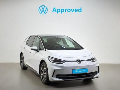 Usado VW ID.3 Pro 150 kW (204 CV) 2023 Blanco glaciar metalizado – techo negro Utilitario