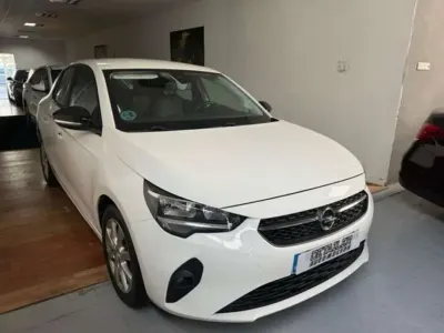 Usado Opel Corsa Edition 102 CV (75 kW) 2021 Blanco Utilitario