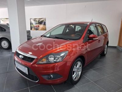 Granate Usado 2009 Ford Focus Trend Familiar | 5990 € (Precio justo)