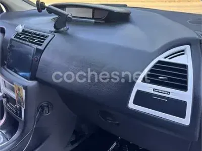 Usado Citroën C4 110 CV (80 kW) 2007 Azul Berlina