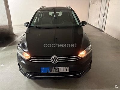 Usado VW Golf Sportsvan Sportline 150 CV (110 kW) 2016 Negro Monovolumen
