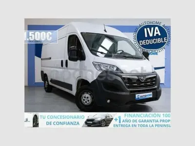 Usado Opel Movano 140 CV (102 kW) 2023 Negro Van