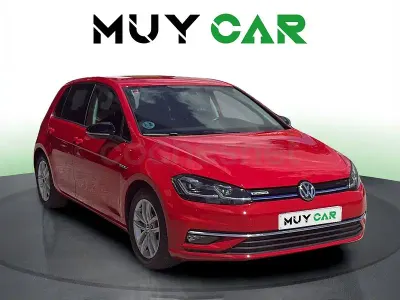 Usado VW Golf VII Advance 130 CV (95 kW) 2019 Rojo Berlina