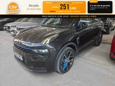 Usado Lynk & Co 01 261 CV (191 kW) 2023 Negro SUV