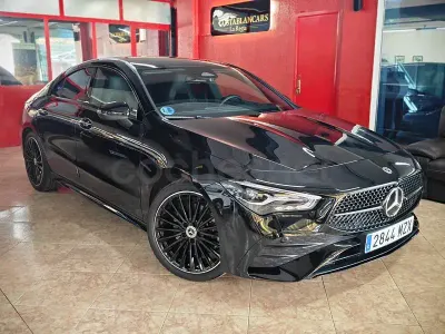 Usado Mercedes CLA200 163 CV (119 kW) 2025 Negro Berlina