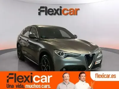 Usado Alfa Romeo Stelvio Executive 210 CV (154 kW) 2019 Gris SUV