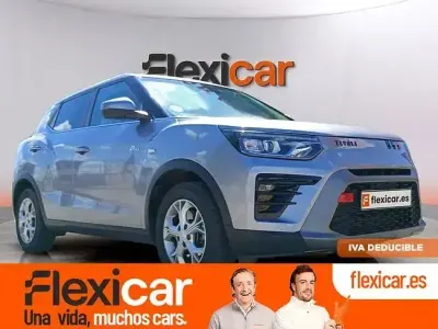 Usado SsangYong Tivoli 163 CV (119 kW) 2024 Gris
