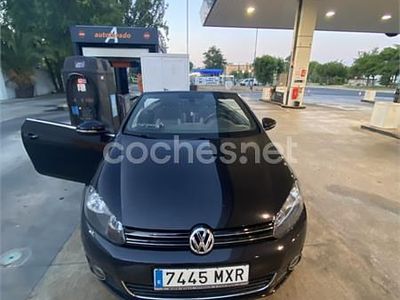 Usado VW Golf Cabriolet 105 CV (77 kW) 2014 Negro Descapotable