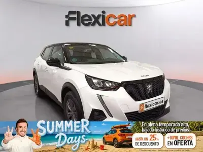 Usado Peugeot 2008 Active 100 CV (73 kW) 2020 Blanco SUV