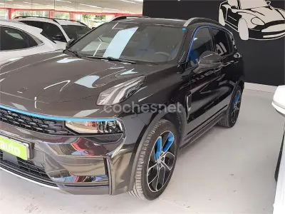 Usado Lynk & Co 01 261 CV (191 kW) 2023 Negro SUV