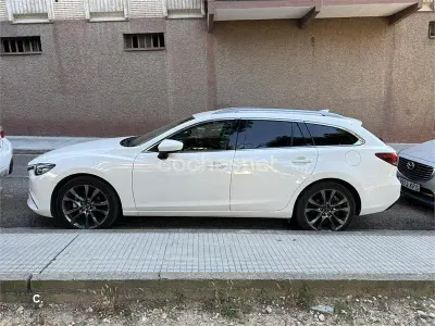 Usado Mazda 6 Luxury 150 CV (110 kW) 2015 Blanco Familiar
