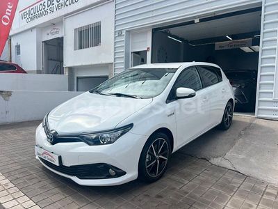 Toyota Auris Hybrid