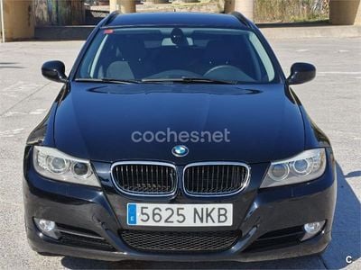 Usado BMW 318 Efficient Dynamics 143 CV (105 kW) 2012 Negro Familiar