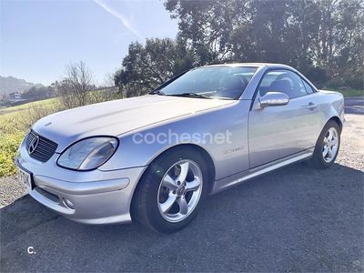 Usado Mercedes SLK230 197 CV (144 kW) 2002 Gris / plata Descapotable