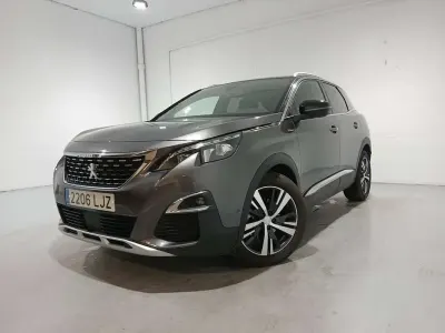Usado Peugeot 3008 GT-line 131 CV (96 kW) 2020 Gris SUV