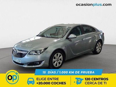 Gris plata Usado 2015 Opel Insignia Selective Berlina | 8190 € (Buen precio)