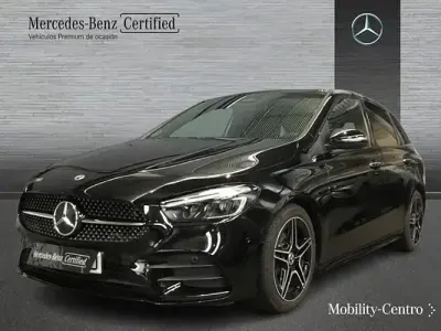 Usado Mercedes B200 150 CV (110 kW) 2025 Negro noche Utilitario