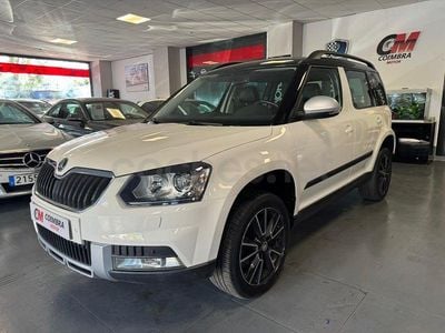 Usado Skoda Yeti Elegance 122 CV (89 kW) 2015 Blanco SUV