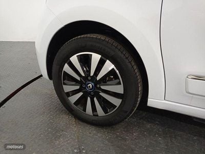 Usado Renault Twingo Zen 59 kW (81 CV) 2021 Blanco Utilitario