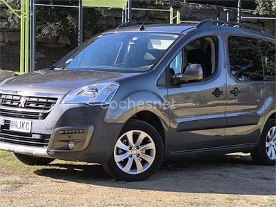 Gris / plata Usado 2015 Peugeot Partner Tepee Outdoor Monovolumen | 9500 € (Precio justo)