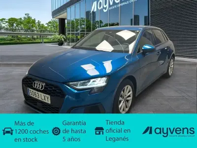 Usado Audi A3 Premium 110 CV (80 kW) 2022 Rojo Berlina