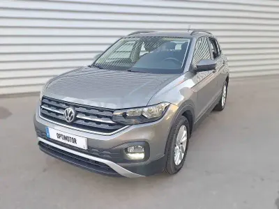 Usado VW T-Cross Advance 115 CV (84 kW) 2020 Gris / plata SUV