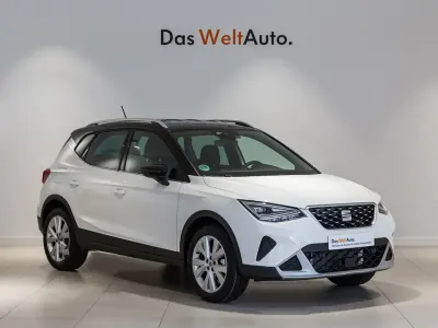 Usado Seat Arona Xperience 110 CV (80 kW) 2021 Blanco SUV