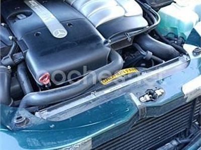 Usado Mercedes ML270 163 CV (119 kW) 2003 Verde SUV