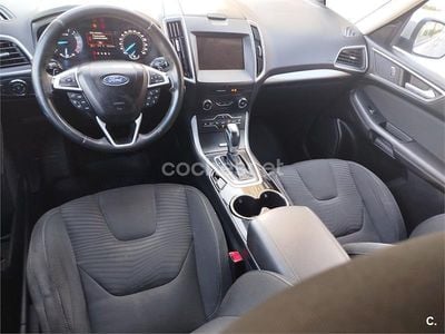 Gris / plata Usado 2017 Ford S-MAX Trend Monovolumen | 9900 € (Super precio)