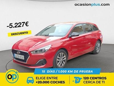 Usado Hyundai i30 GO! 120 CV (88 kW) 2019 Rojo Familiar