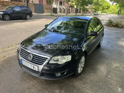 Usado VW Passat Advance 140 CV (102 kW) 2007 Negro Berlina